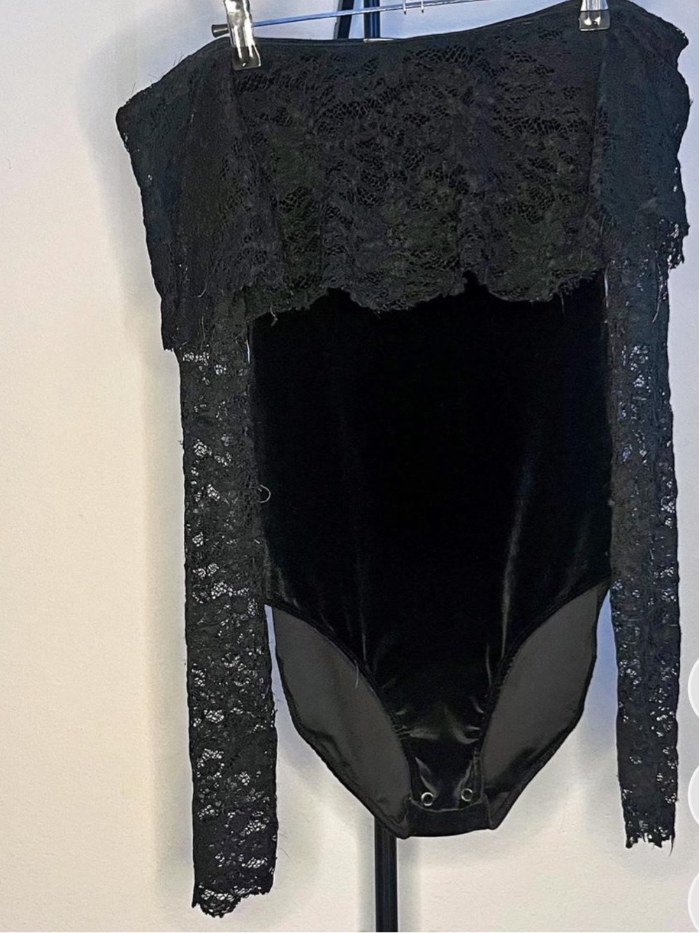 Long Sleeve Velvet Bodysuit